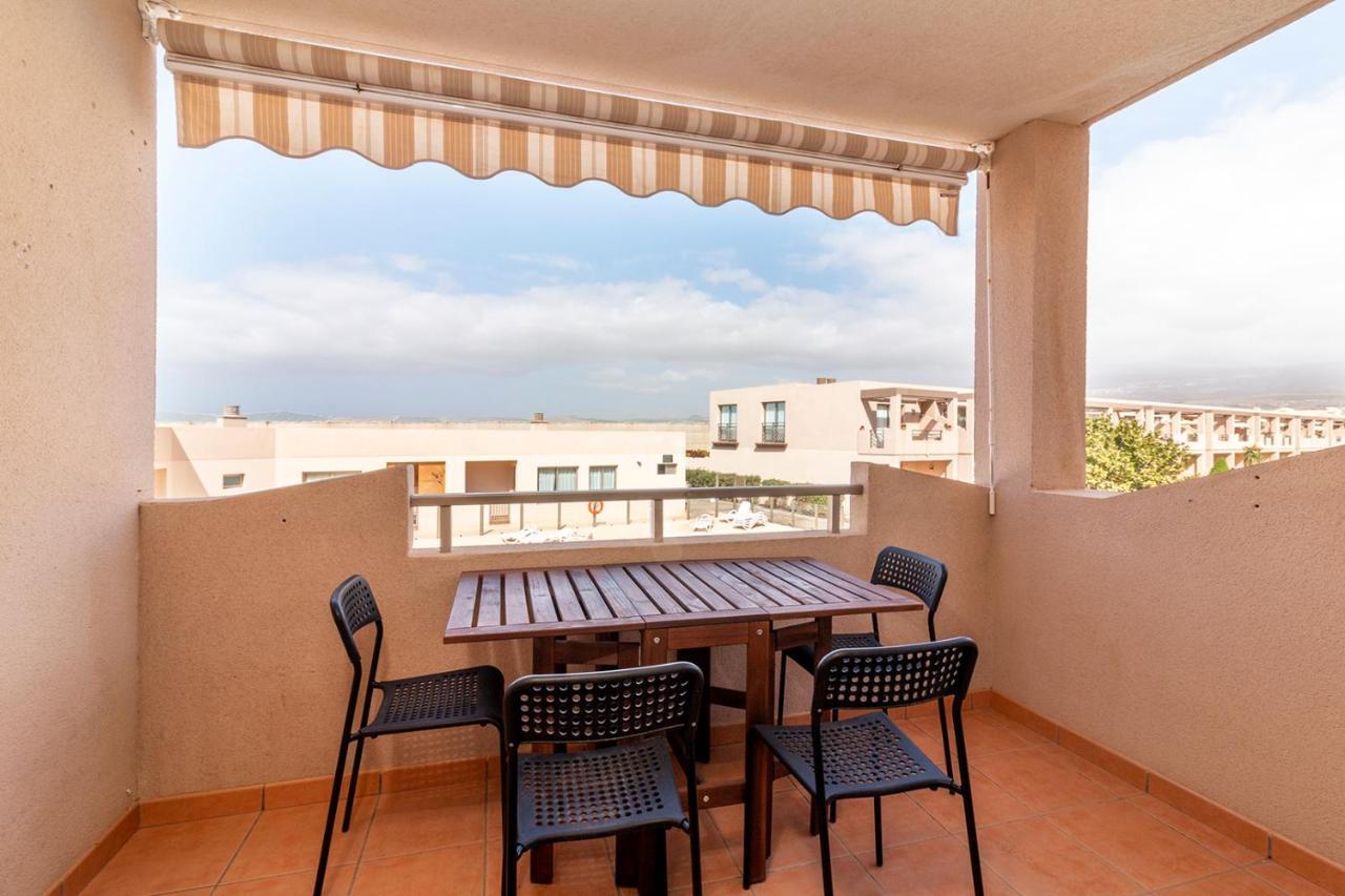 Homeforguest Apartamento En La Tejita Con Piscina, Terraza Y Wifi Granadilla De Abona Bagian luar foto