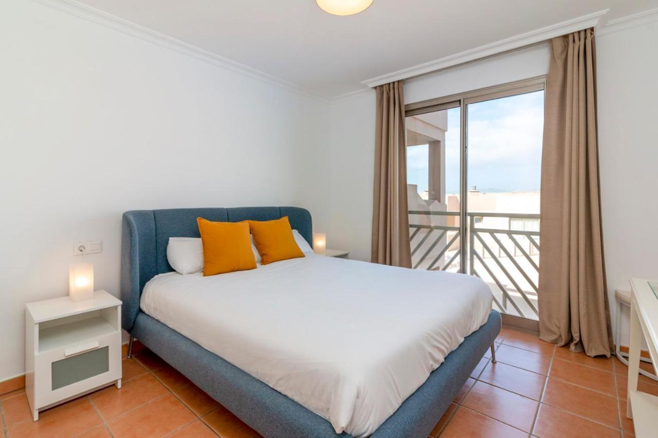 Homeforguest Apartamento En La Tejita Con Piscina, Terraza Y Wifi Granadilla De Abona Bagian luar foto