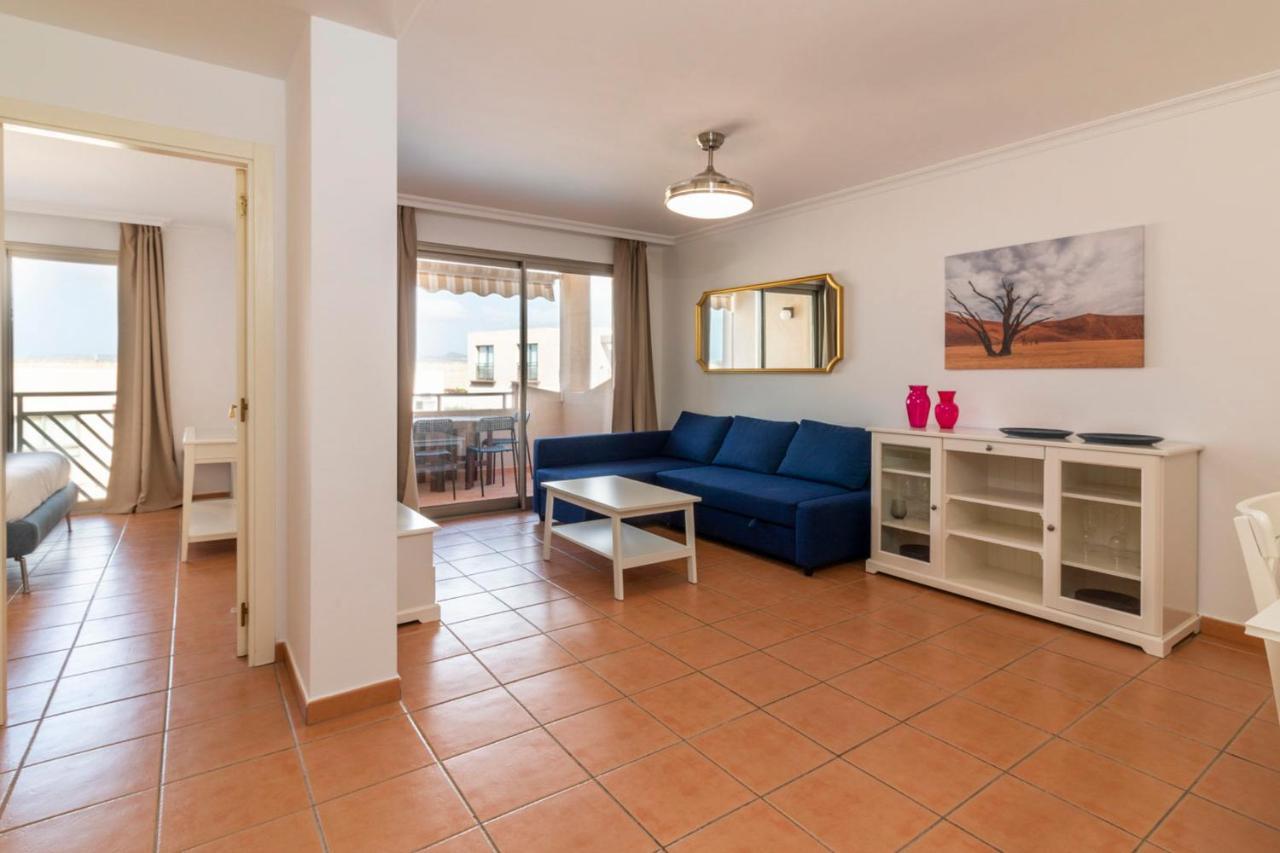 Homeforguest Apartamento En La Tejita Con Piscina, Terraza Y Wifi Granadilla De Abona Bagian luar foto