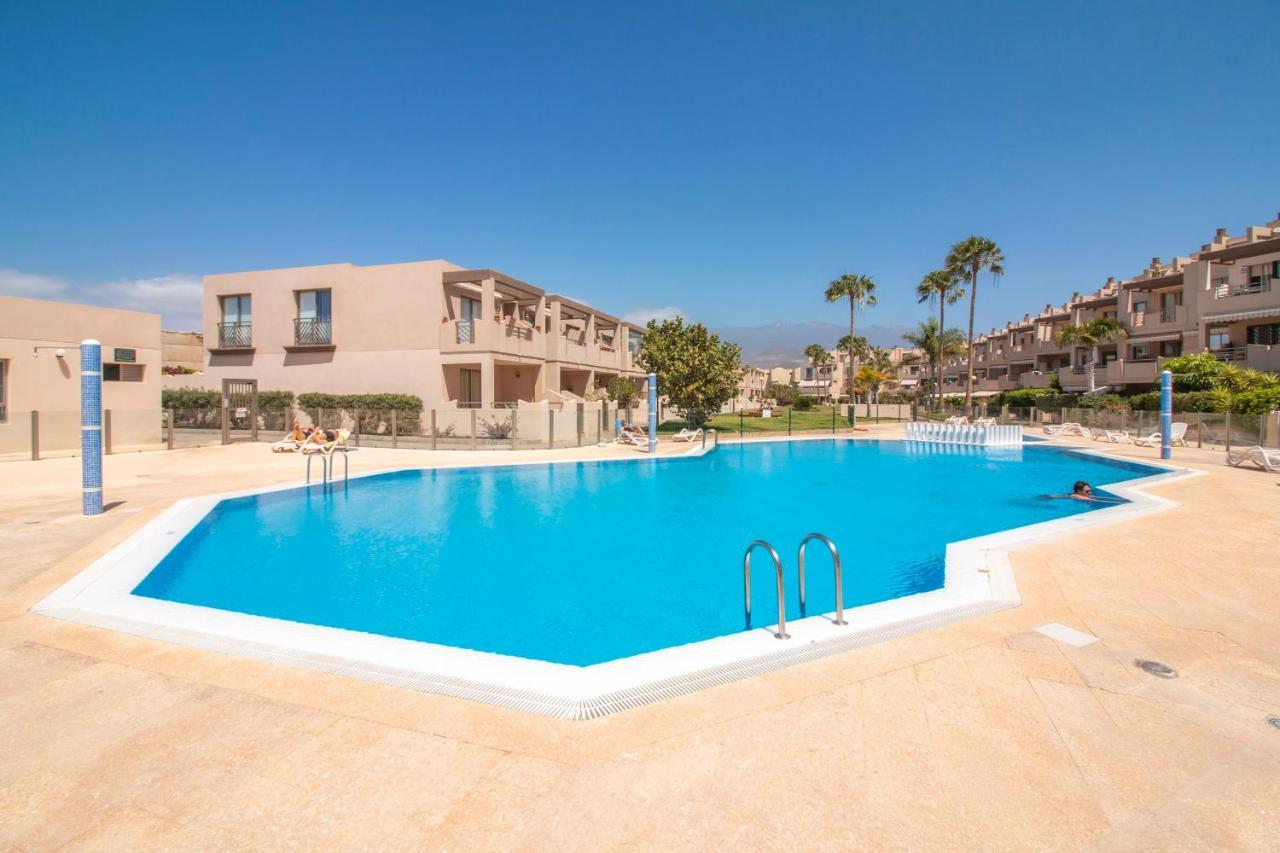 Homeforguest Apartamento En La Tejita Con Piscina, Terraza Y Wifi Granadilla De Abona Bagian luar foto