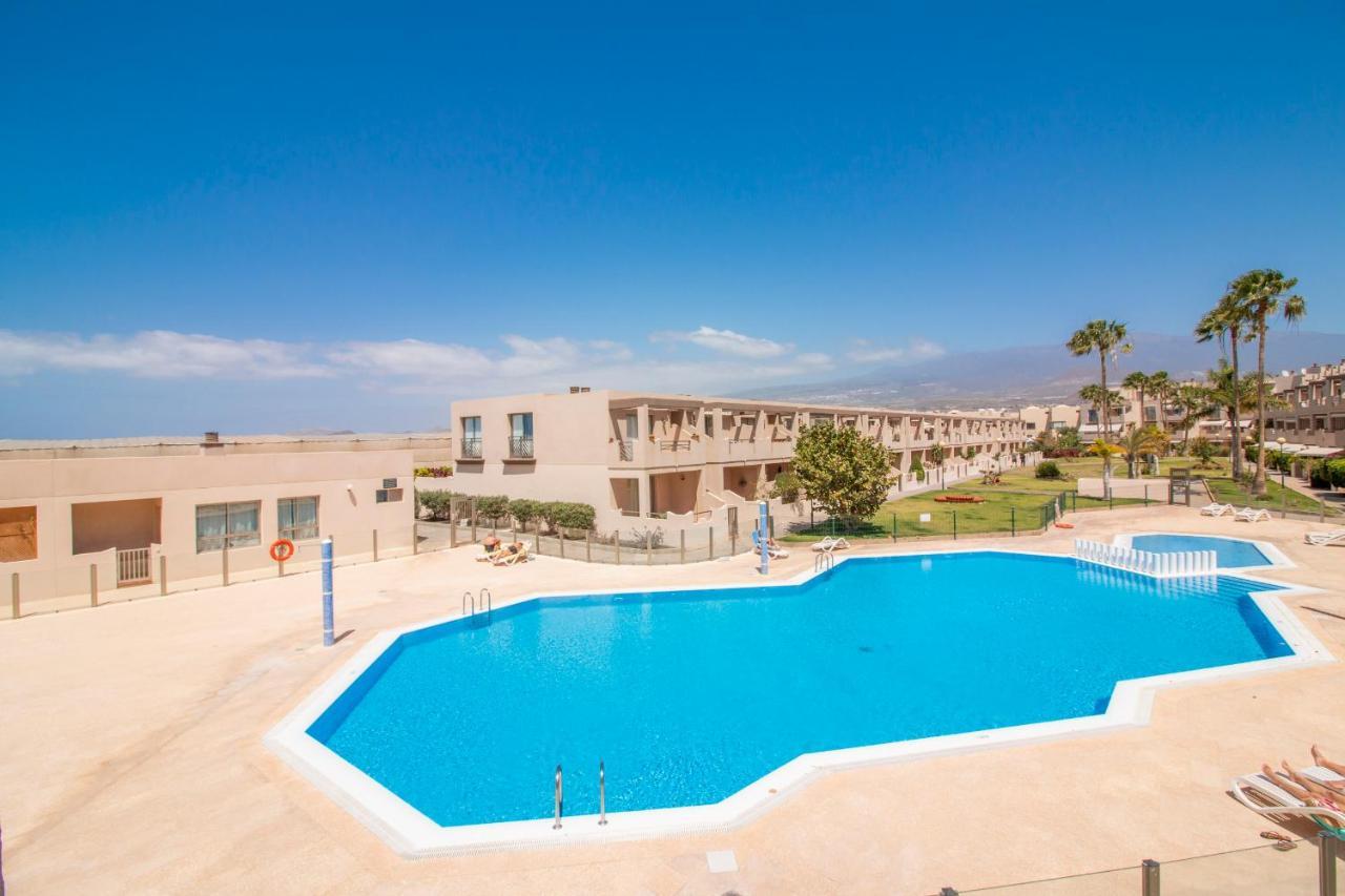 Homeforguest Apartamento En La Tejita Con Piscina, Terraza Y Wifi Granadilla De Abona Bagian luar foto